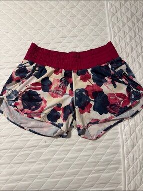Vintage Lululemon Inky Floral Tracker Shorts sz 12